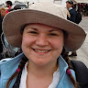 Meet your Posher, Caroline